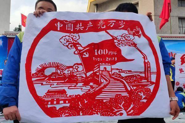微软为edge浏览器引入全新手势：能呼出侧边栏